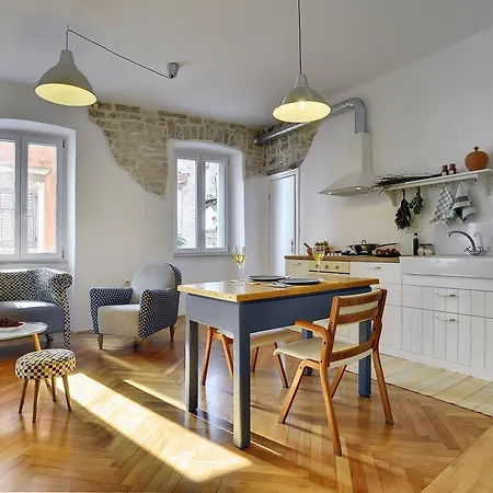Apartamento Forum *