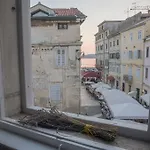 Apartment Apartments Forum
